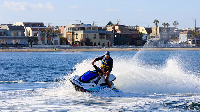 Jet Ski Rental | Image 5 | Mission Bay Sportcenter