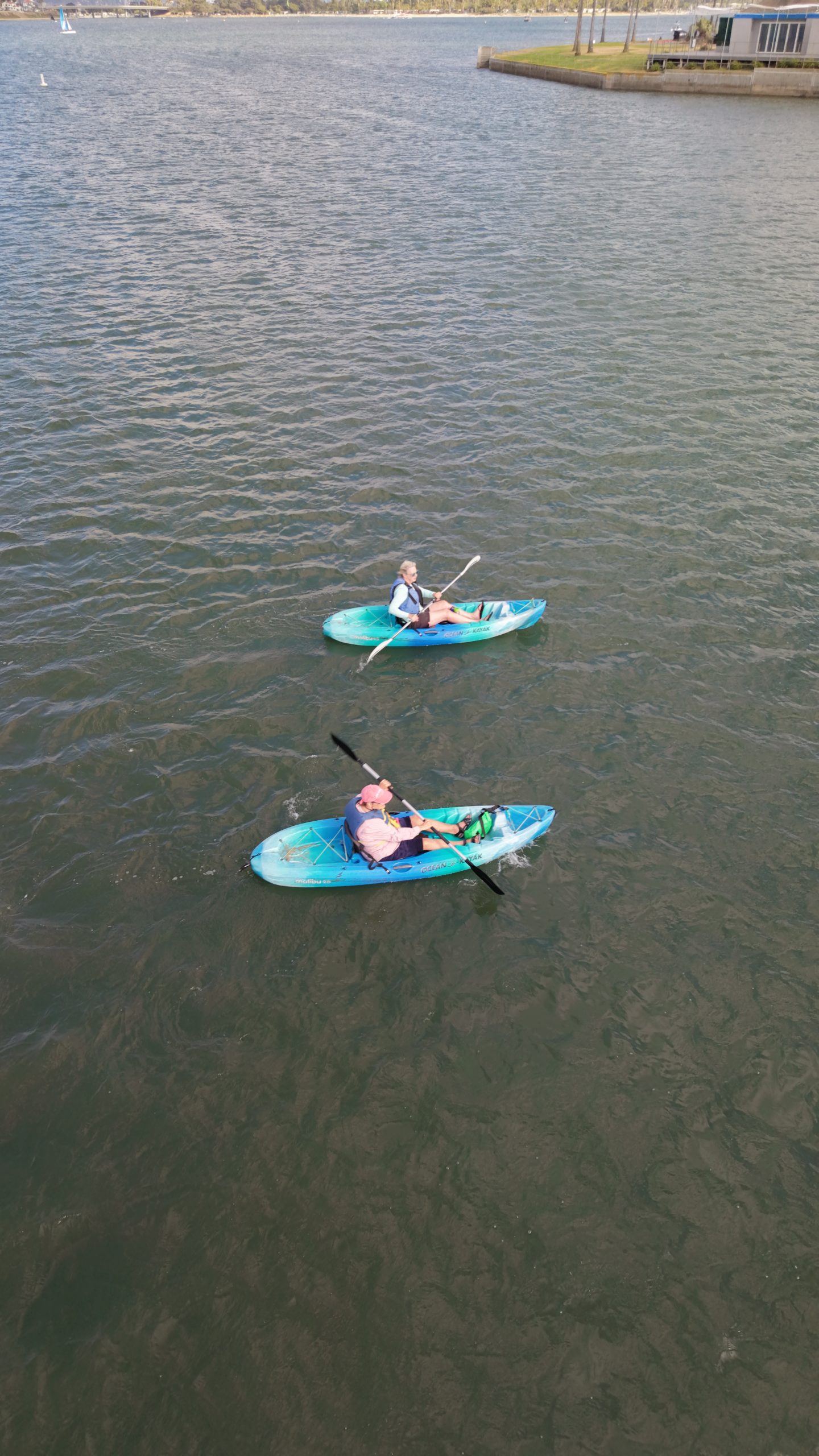 Single kayak rental on Mission Bay at Mission Bay Sportcenter in San Diego